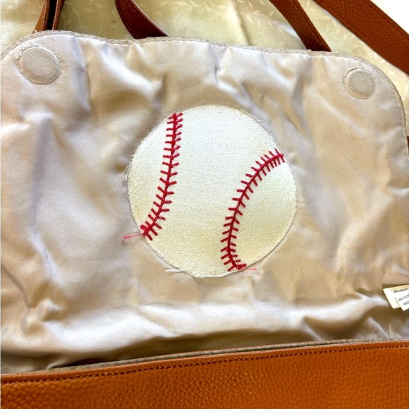 Thirty-One Baseball striped Crossbody Bag: removable flap, adjustable strap!! - Picture 9 of 13